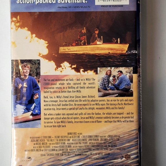 Free Willy VHS Set - Picture 6 of 8